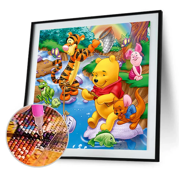 Diamond Painting Deutschland - Diamond Painting picture stretched on wooden  frame, Disney Winnie the Pooh, round diamonds, 30x30cm, full size picture.