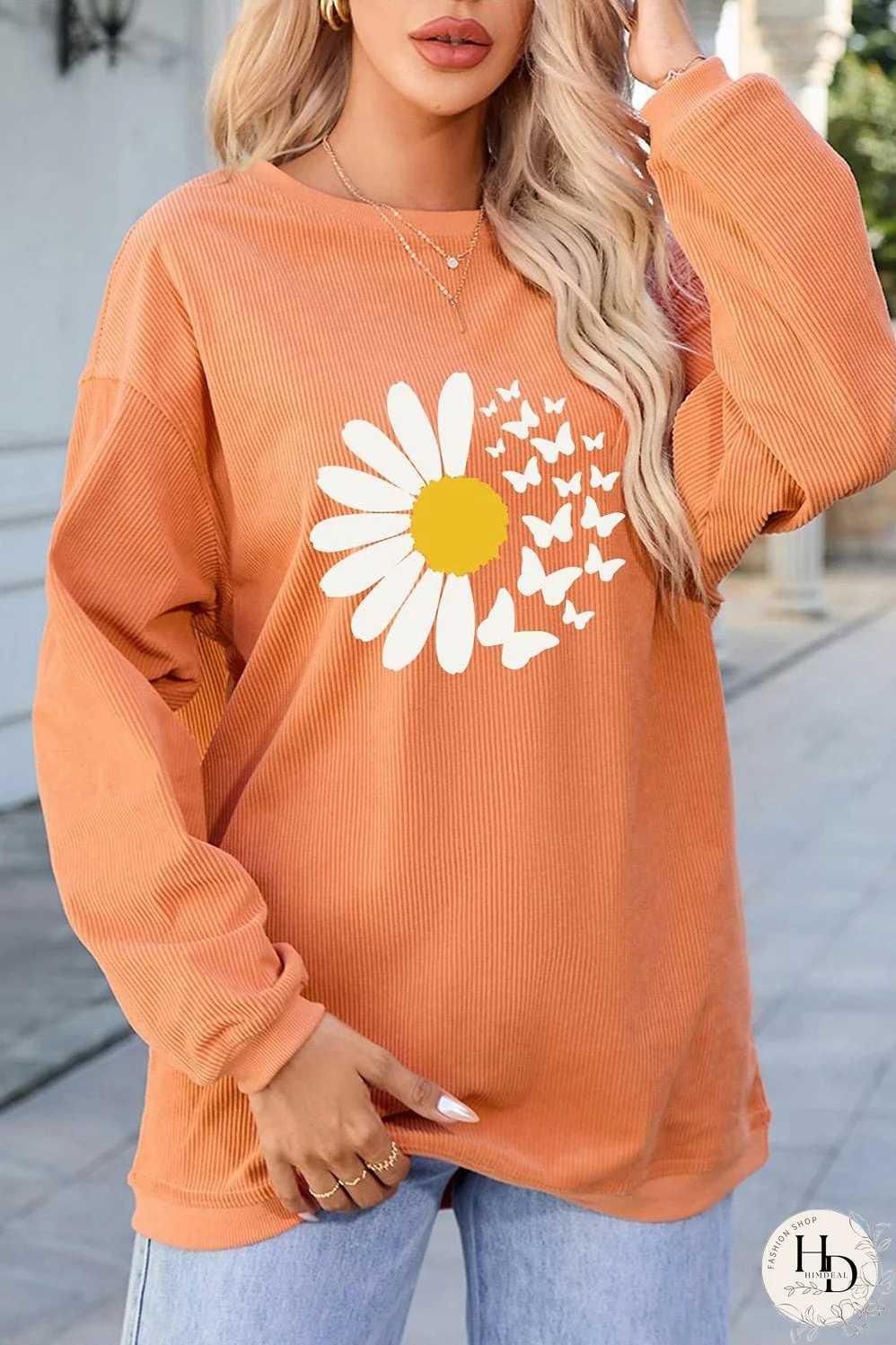 Graphic Round Neck Long Sleeve Sweatshirt