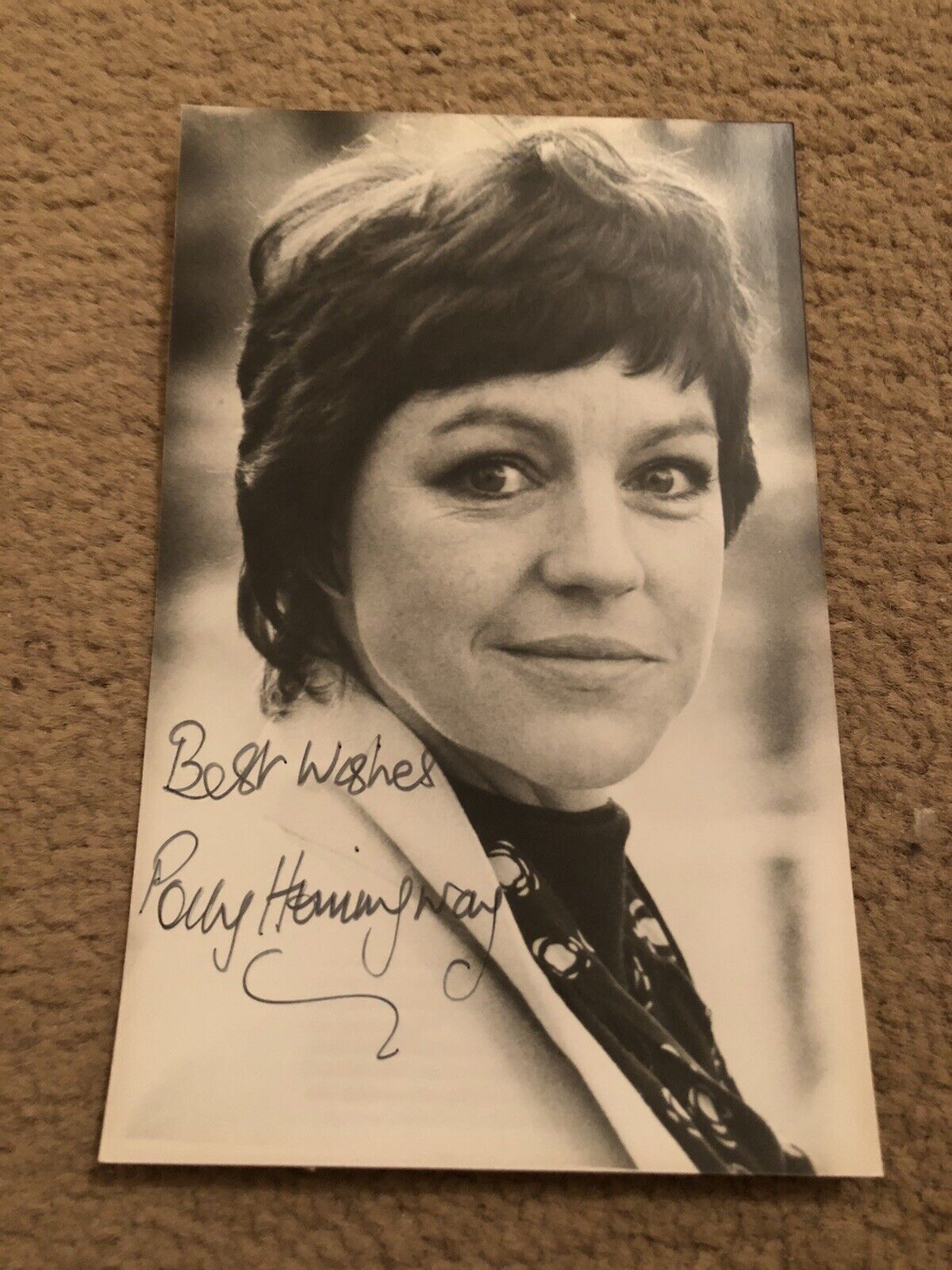 POLLY HEMMINGWAY (WALLANDER) SIGNED VINTAGE Photo Poster painting