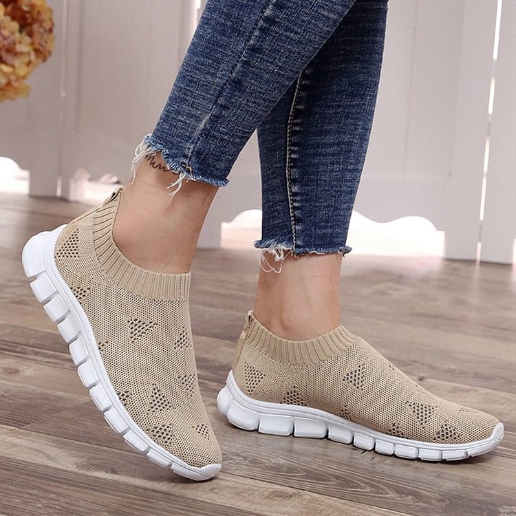 Women Shoes Fashion Socks Sneakers Women 2020 Basket Femme Vulcanize Shoes Sport Sneakers Woman Slip On Zapatillas Mujer 43