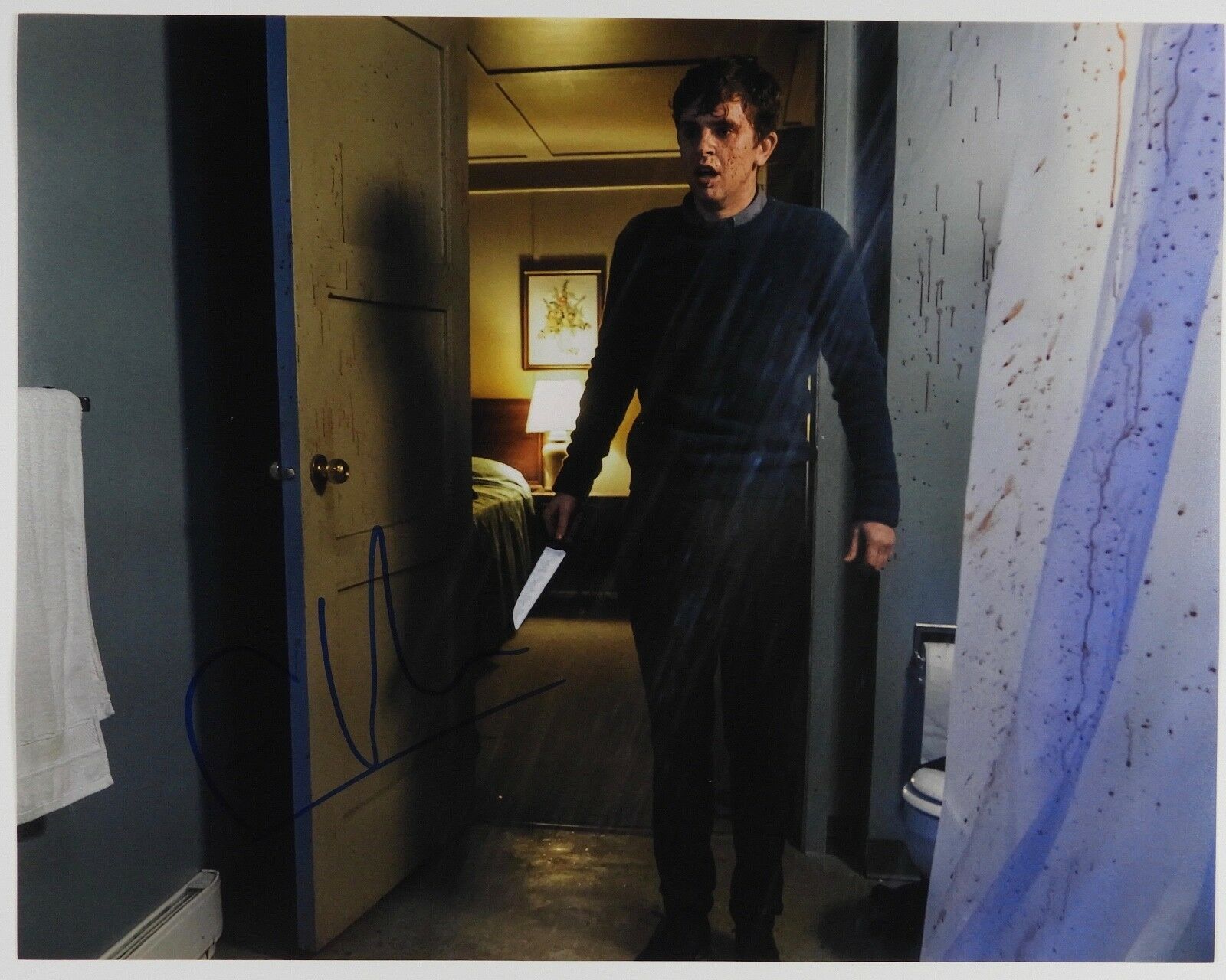 Freddie Highmore Bate Motel Signed Autograph JSA 11 x 14 Photo Poster painting