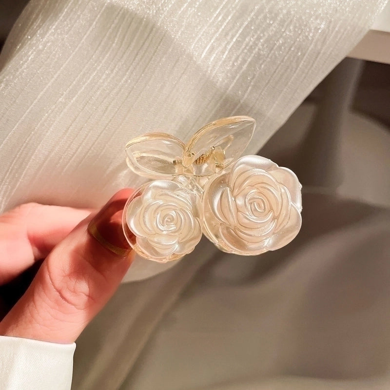 Women’s Sweet Flower Resin Hair Claws