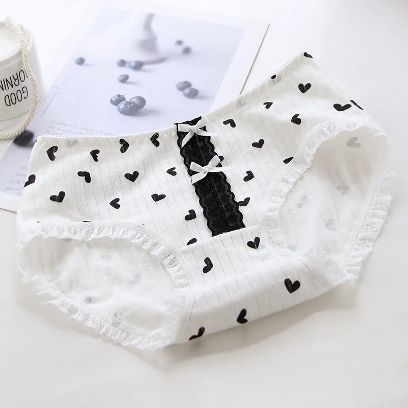 Billionm Product Hot Sale Retro Black and White Love Lace Bow Knot Thread Breathable Cotton Crotch Female Student Underwear