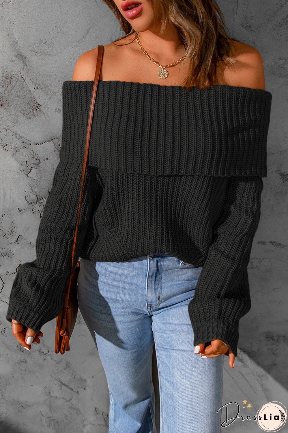 Trendy and Elegant winter garment
