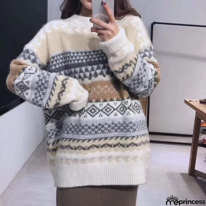 Effortless and Chic Pullover