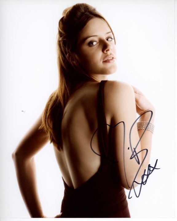 MICHELLE RYAN Signed Autographed Photo Poster painting