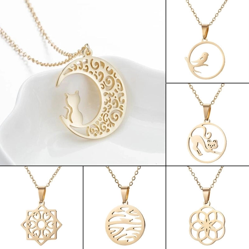 201 Stainless Steel 18K Gold Plated Minimalist Plating Moon Flower Necklace