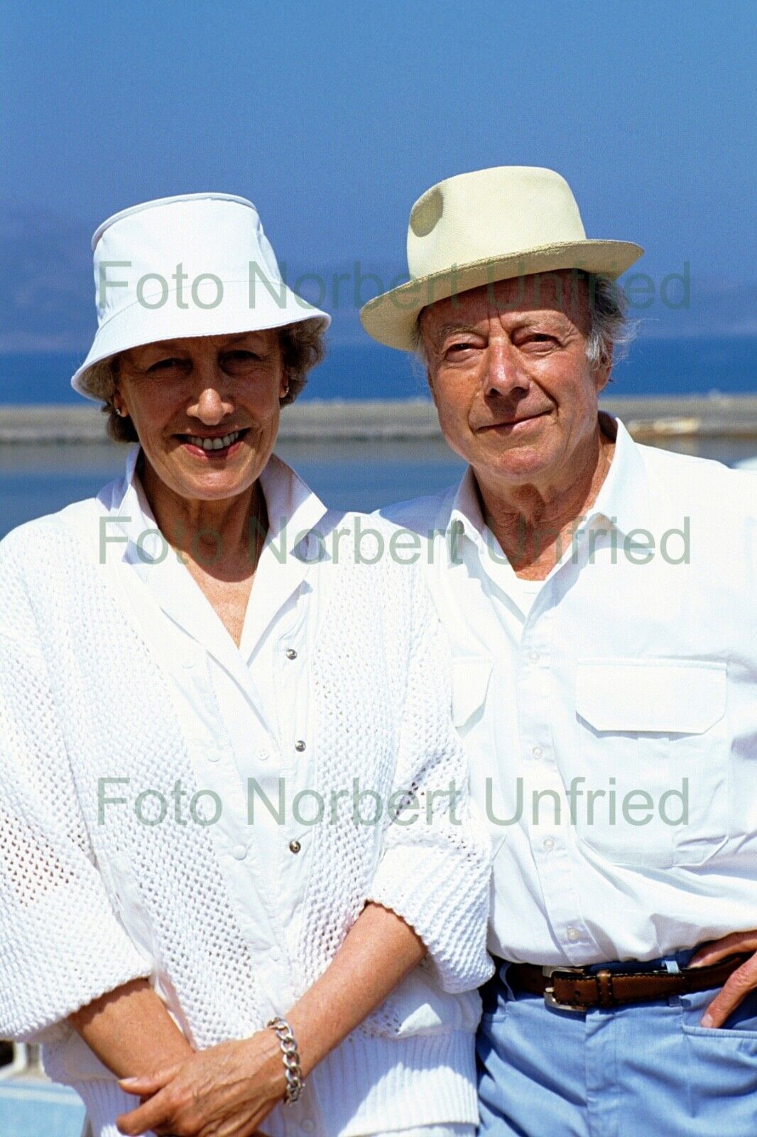 Heinz Rühmann Avec Frau Et Chapeau Photo Poster painting 20 X 30 CM Sans Autographe (Nr 2-13