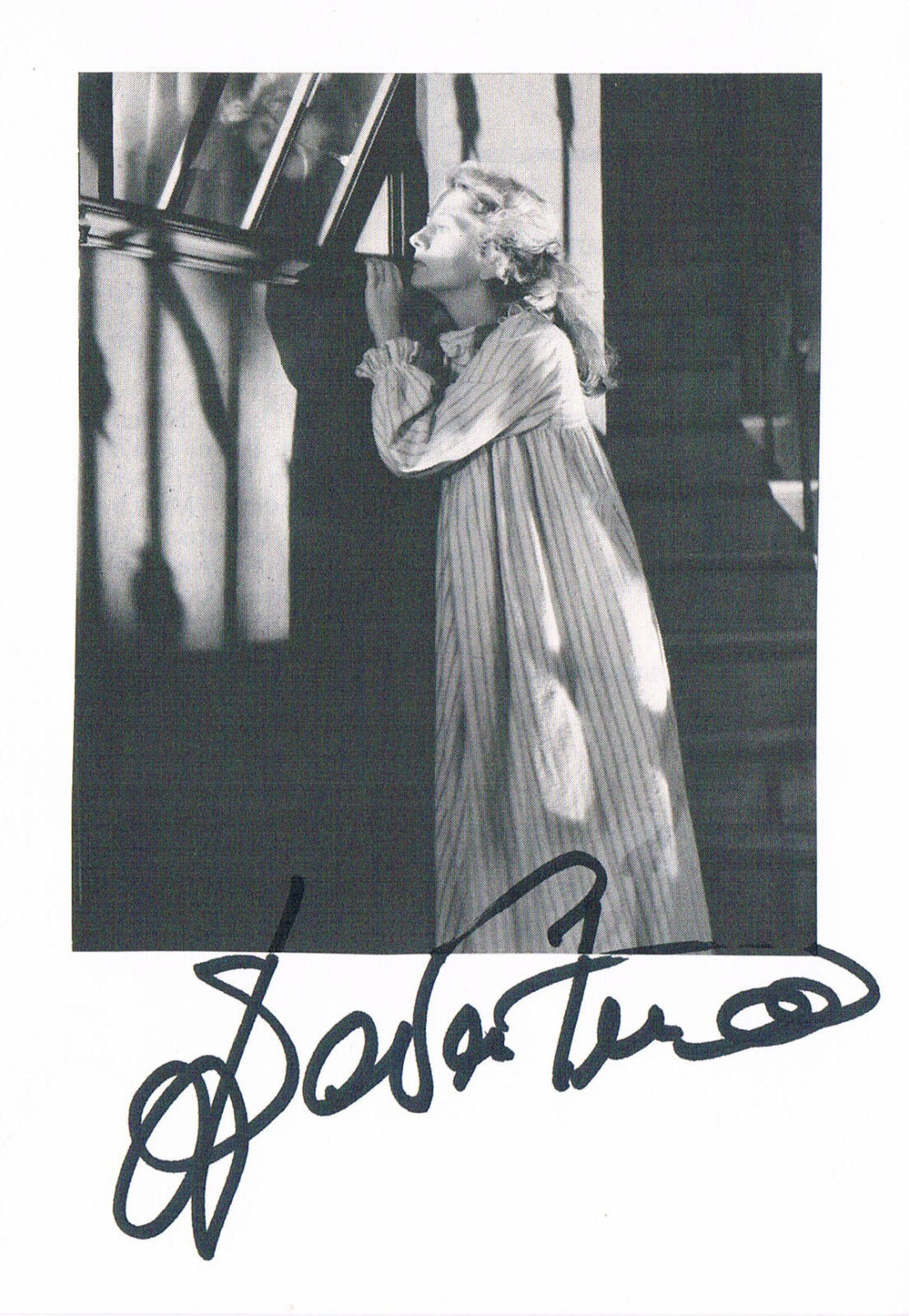 Joan Fontaine 1917-2013 genuine autograph signed card 4x6