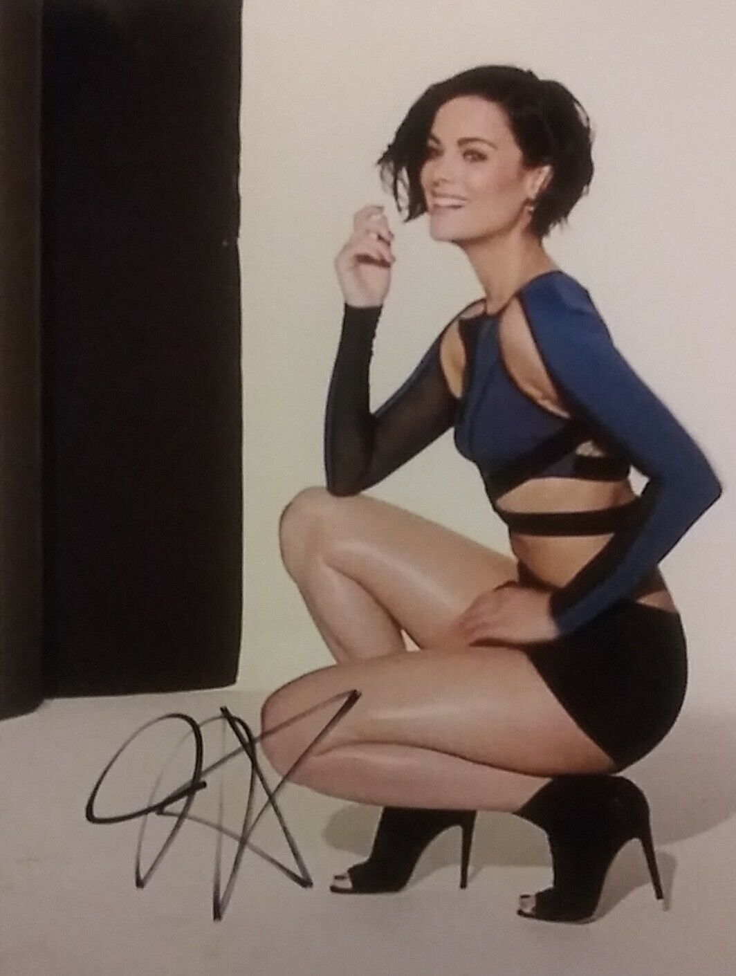 Jaimie Alexander signed 8 x 10