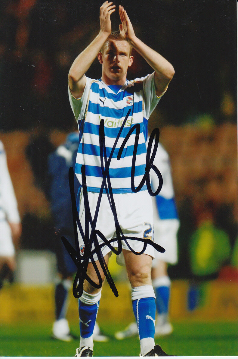 READING HAND SIGNED ALEX PEARCE 6X4 Photo Poster painting 1.