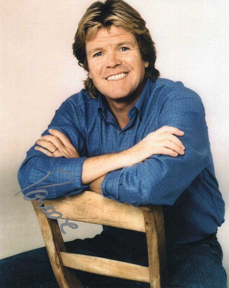 Peter Noone Signed 8x10 Photo Poster painting w/COA Singer Songwriter Herman's Hermits #1