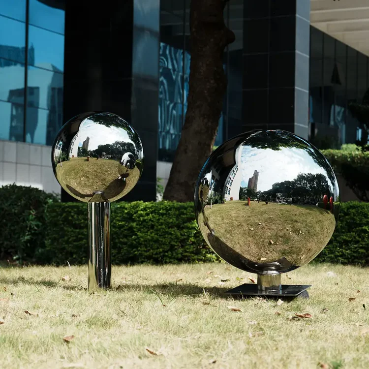 Outdoor Stainless Steel Mirror Ball Sculpture Large Metal Sphere Garden Landscape Decor