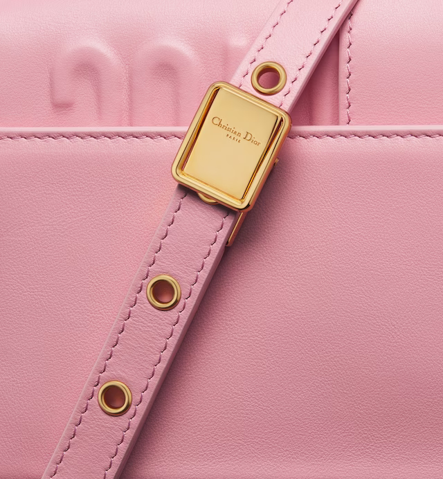 30 MONTAIGNE EAST-WEST BAG WITH CHAIN