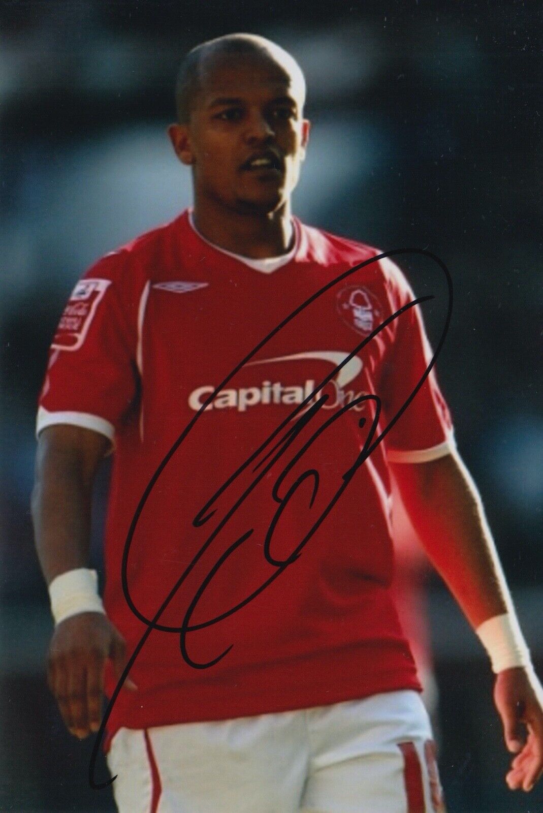 ROBERT EARNSHAW HAND SIGNED 6X4 Photo Poster painting - FOOTBALL AUTOGRAPH - NOTTINGHAM FOREST 1
