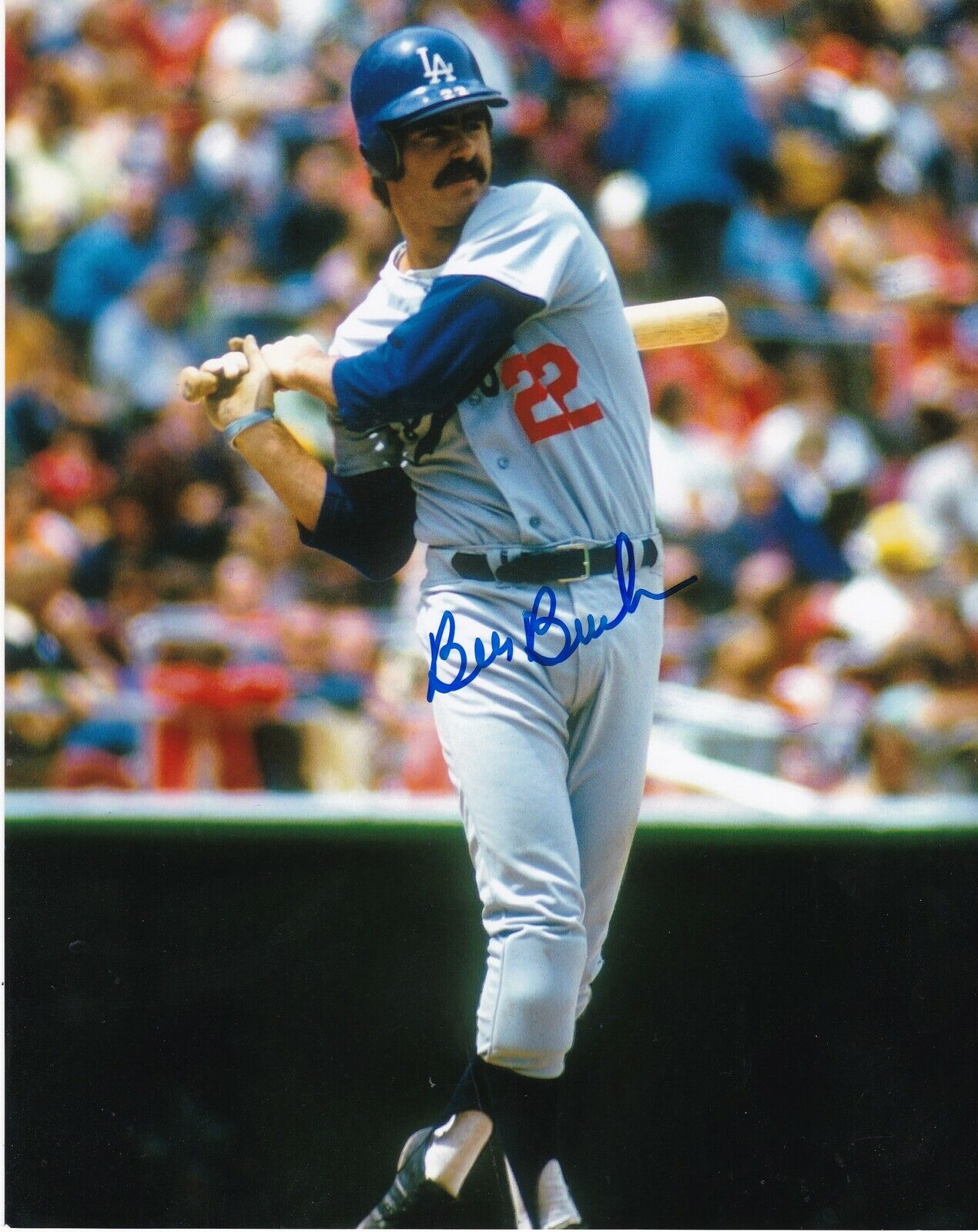 BILL BUCKNER LOS ANGELES DODGERS ACTION SIGNED 8x10