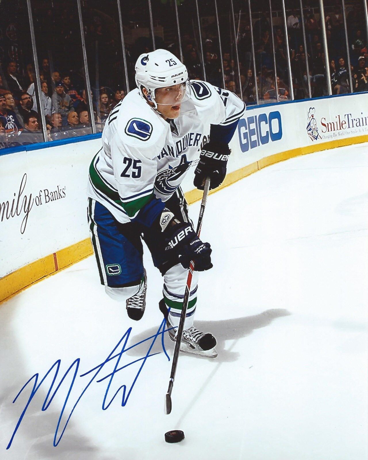 Mike Santorelli Signed 8×10 Photo Poster painting Vancouver Canucks Autographed COA B