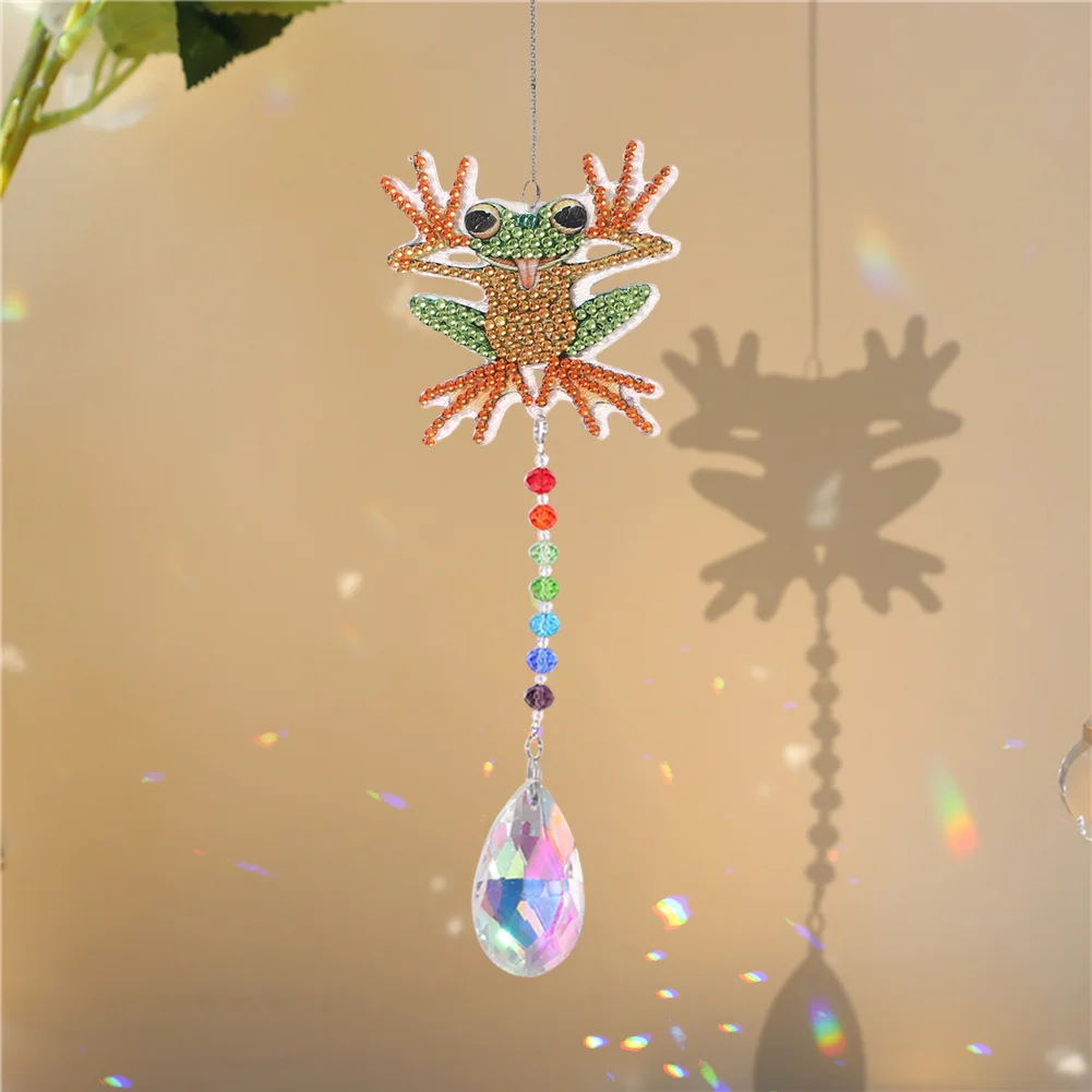 DIY Diamond Painting Sun Catcher - Frog