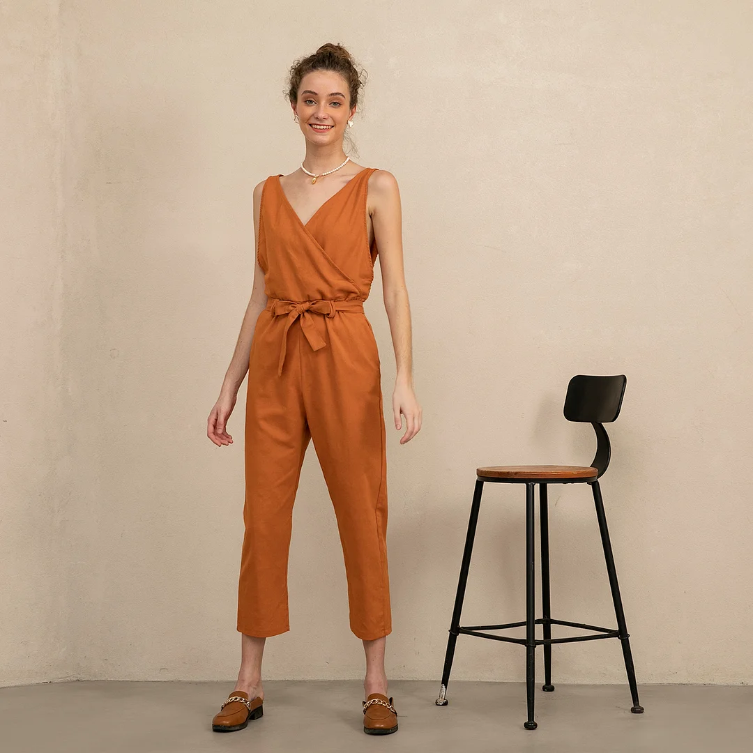 Vneck sleeveless jumpsuit
