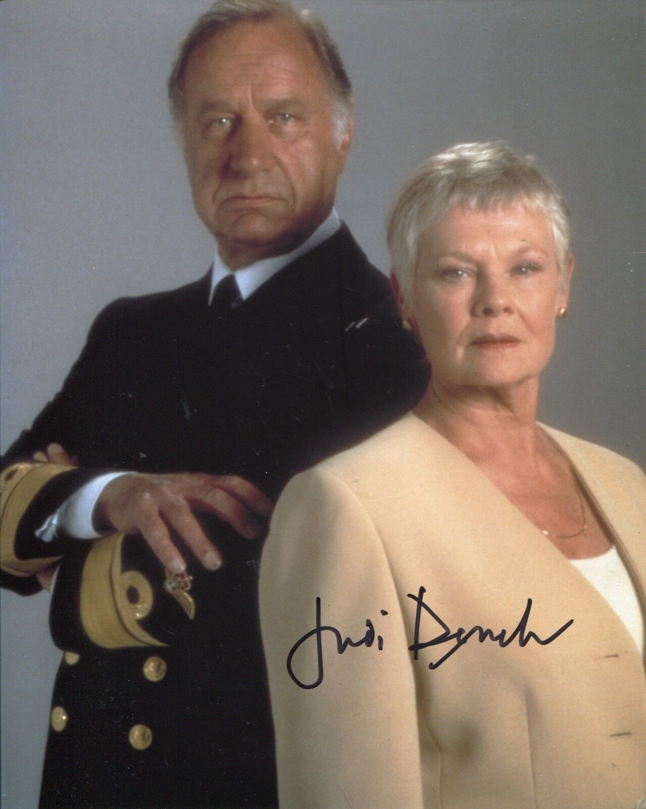 007 Bond actress Judi Dench signed TOMORROW NEVER DIES movie Photo Poster painting - UACC DEALER