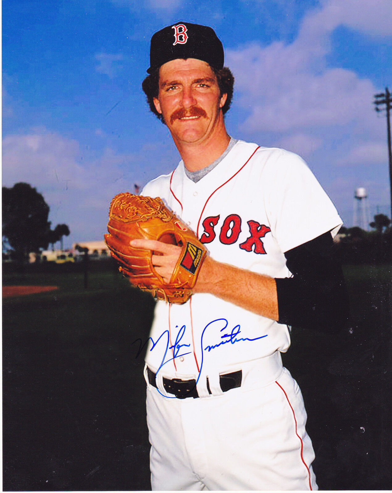 MIKE SMITHSON BOSTON RED SOX ACTION SIGNED 8x10