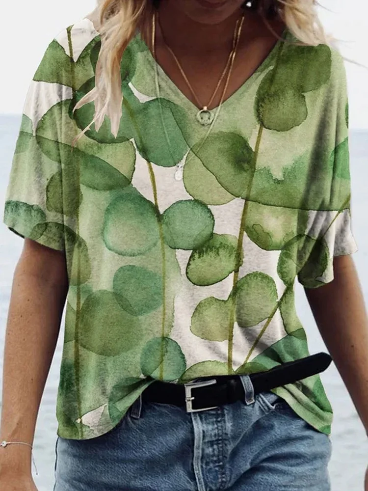 V-neck Clover Print Short-sleeved Loose T-shirt