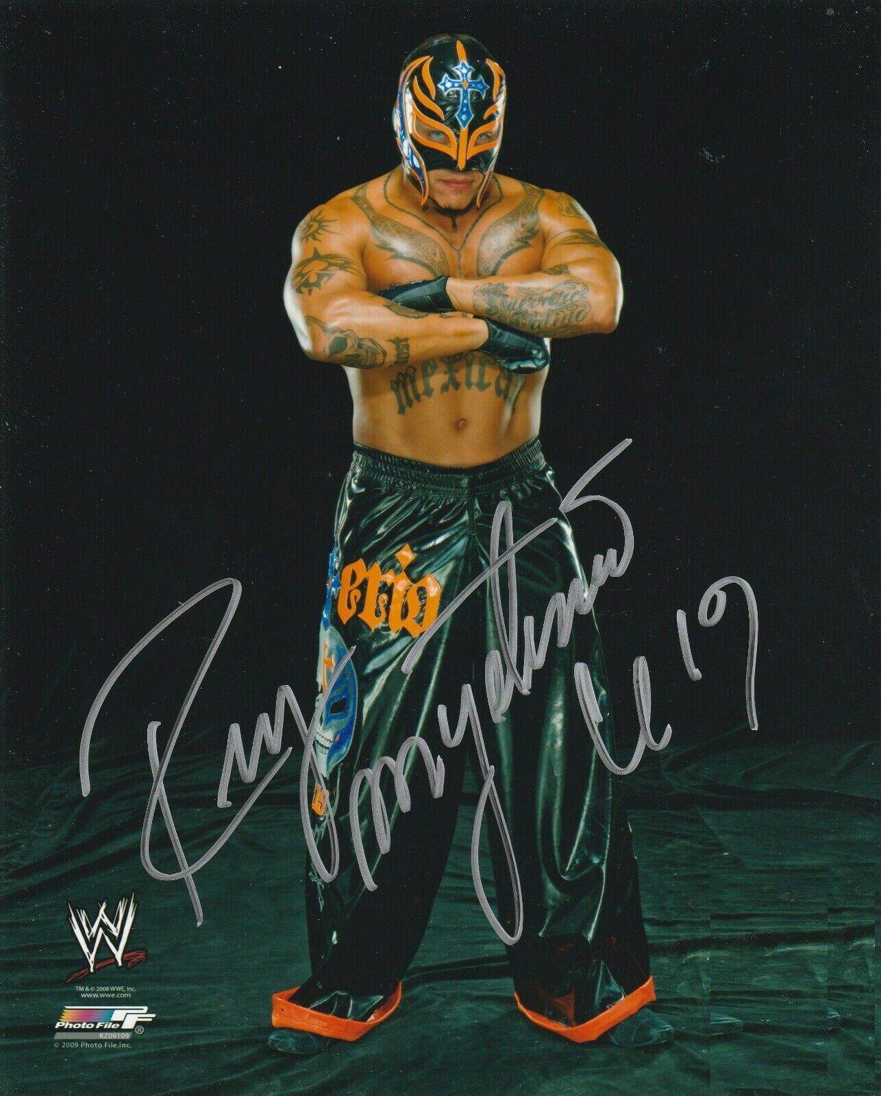 Rey Mysterio ( WWF WWE ) Autographed Signed 8x10 Photo Poster painting REPRINT