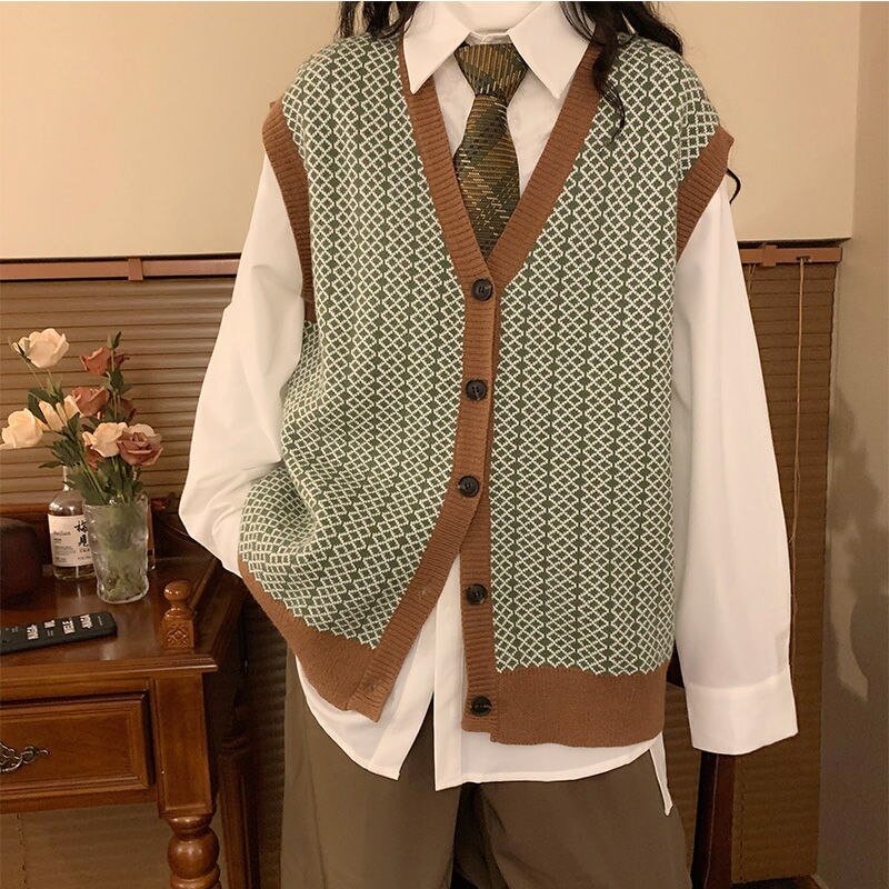 Argyle Sweater Vest Women Loose Sleeveless Outerwear Single Breasted V-neck Vintage Soft High Quality Korean Style Teens Leisure