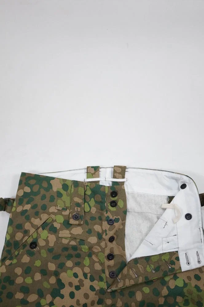   Elite German DOT 44 Camo M1943 Field Trousers German-Uniform