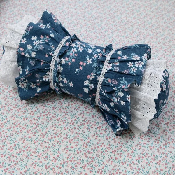 Handsome plaid ruffle lace pillow Princess bedding pillow candy cushions lumbar pillows sofa hand rests pillow JullietteDream