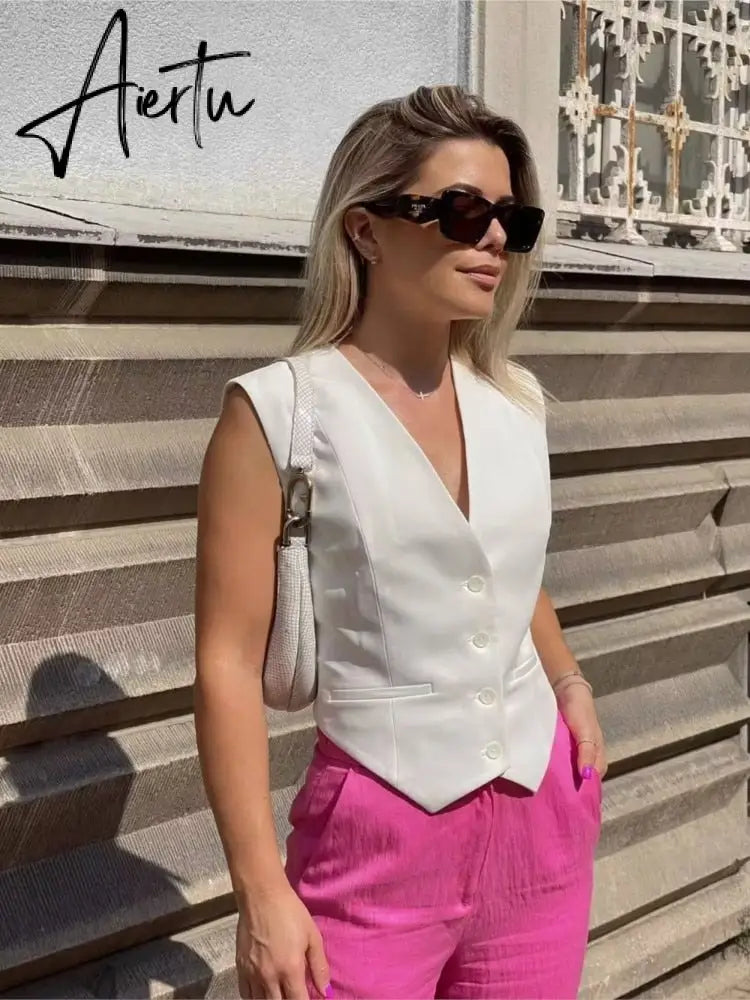 Fashion Single Breasted Sleeveless Cropped Vest Casual V-neck Pocket Short Vests Women Summer Simple Streetwear Coat Tops Aiertu