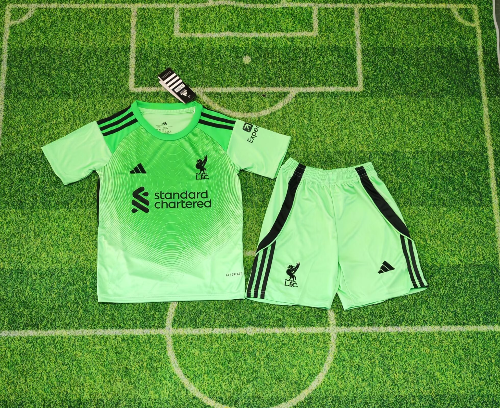 25/26 Liverpool Goalkeeper Green Kids Kit Football Jersey