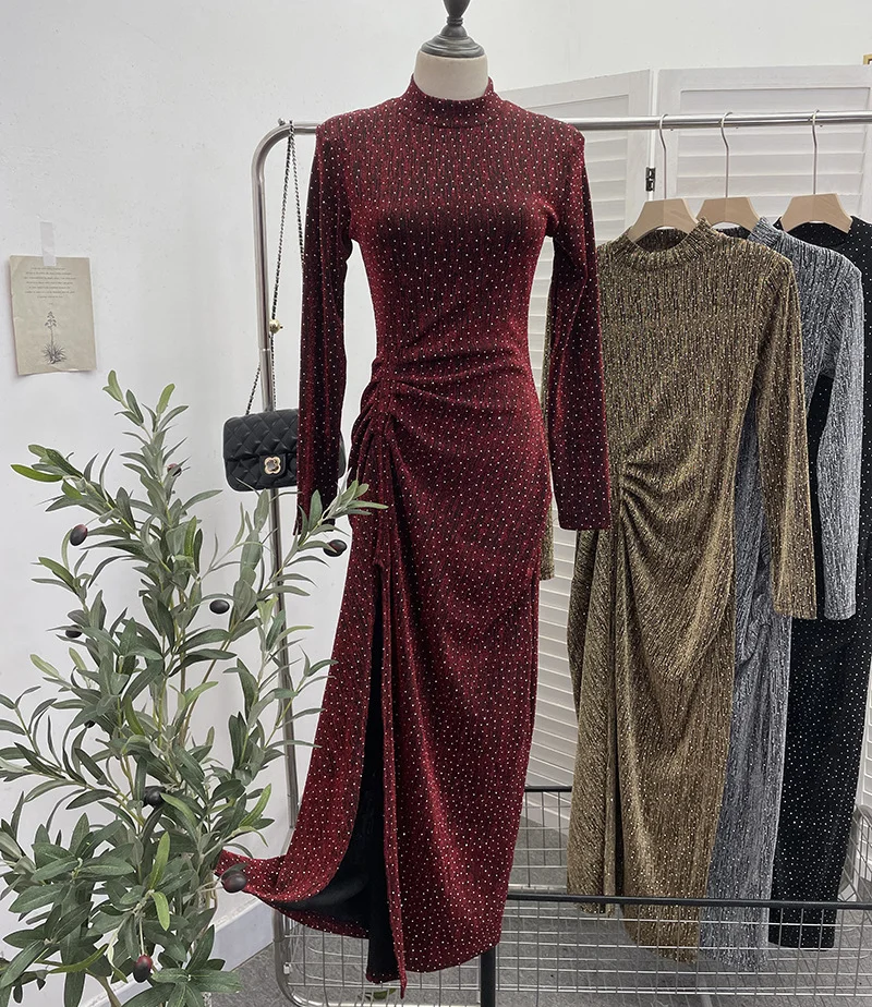 Brownm Design Sexy High Open Fork Folded Small Squint Dress Half-High Collared Shoulder Dress 8872