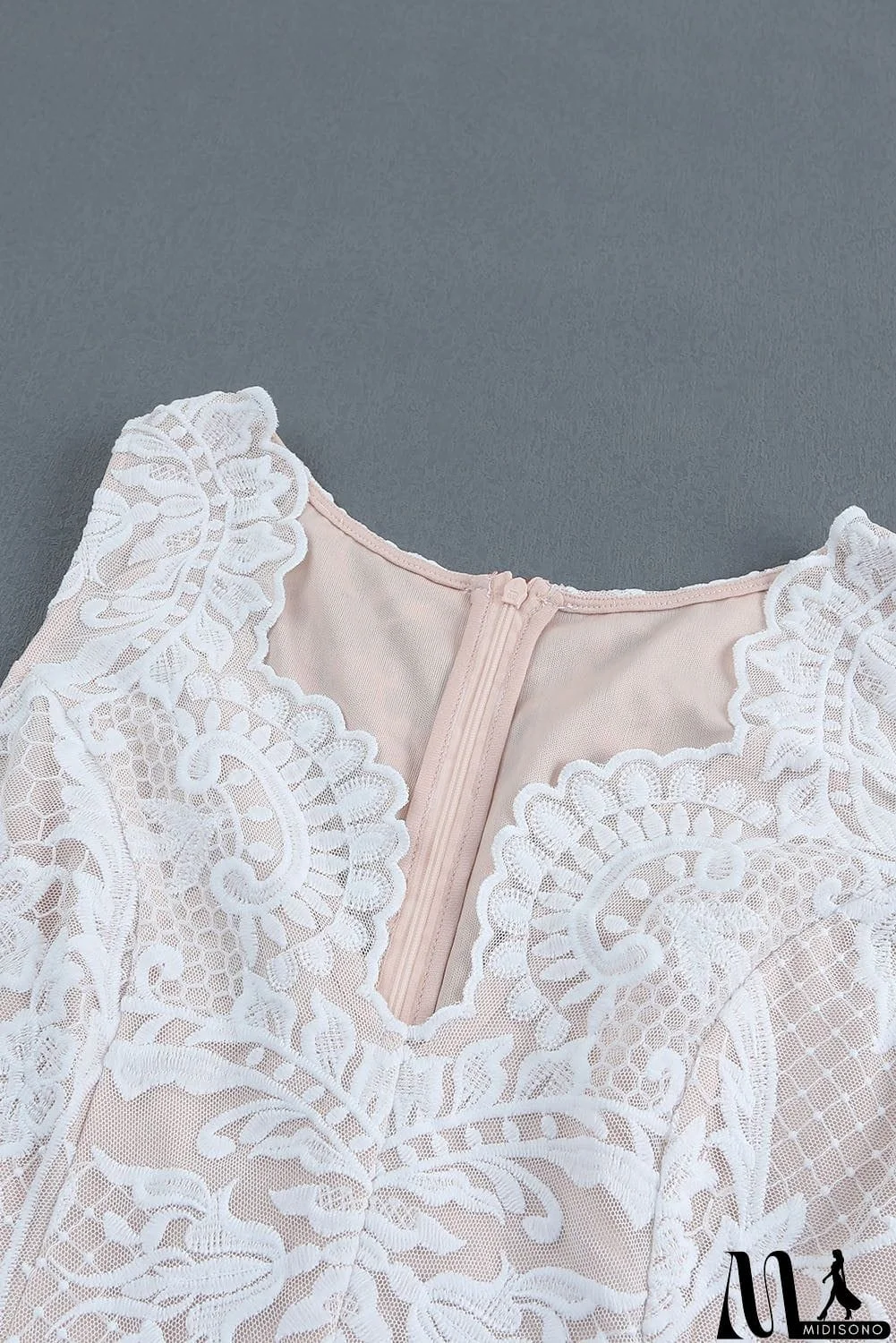 MidiSono - Zip Back Sleeveless Crochet Lace Maxi Dress