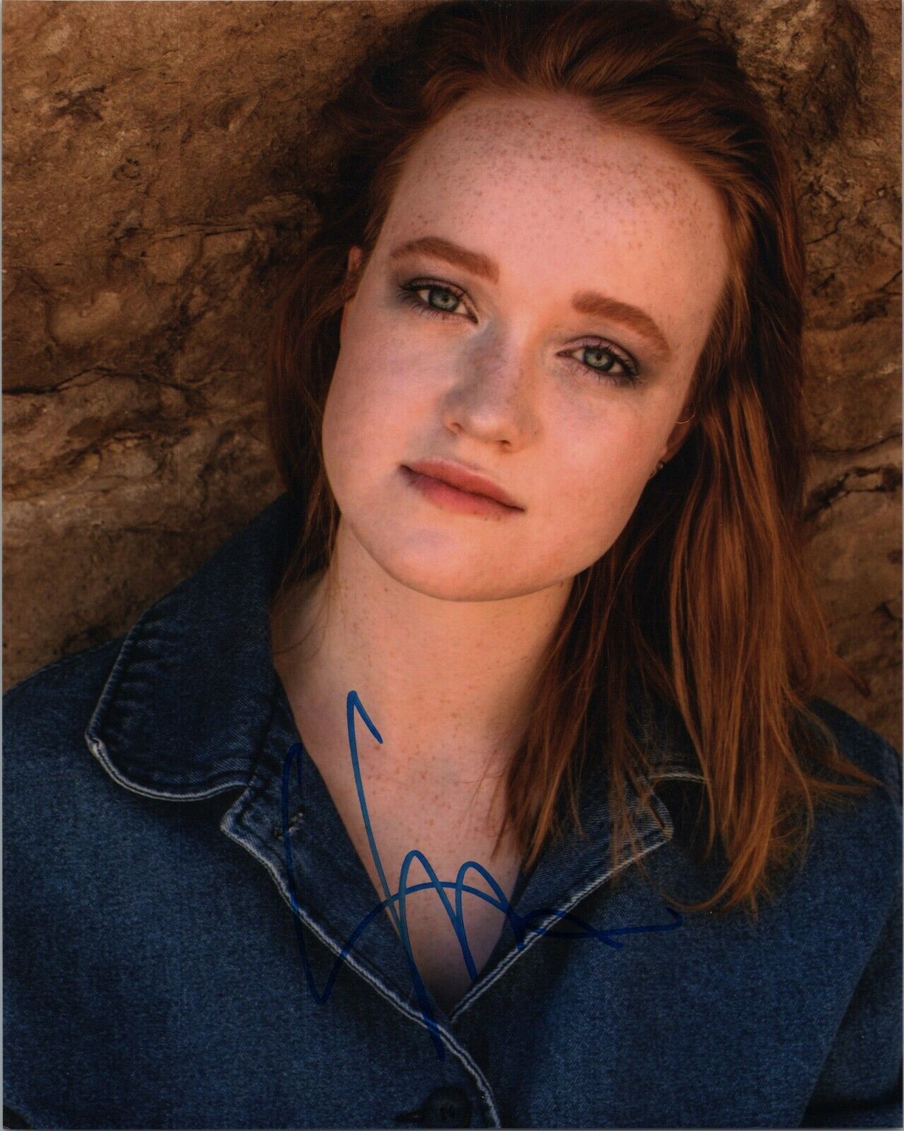 ~~ LIV HEWSON Authentic Hand-Signed SANTA CLARITA DIET