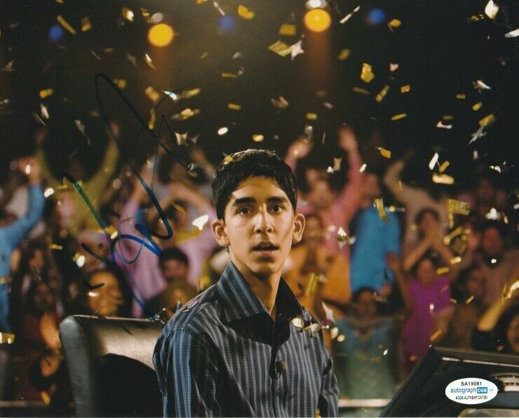 DEV PATEL SIGNED SLUMDOG MILLIONAIRE