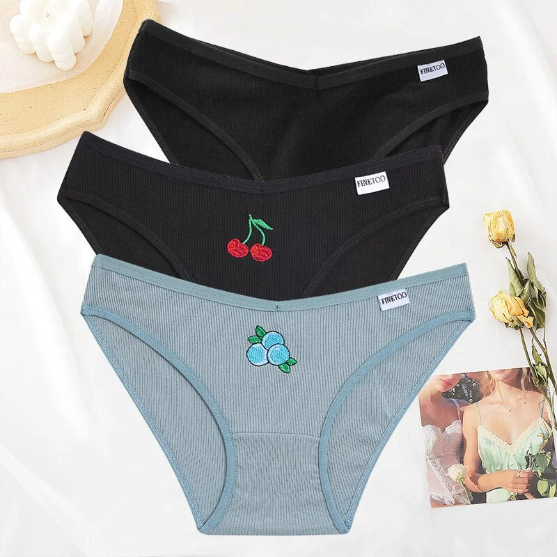 FINETOO 3PCS/Set Women Cotton Embroidery Fruit Panties Underwear V Waist Female M-XL Woman's Briefs Pantys Intimates Lingerie