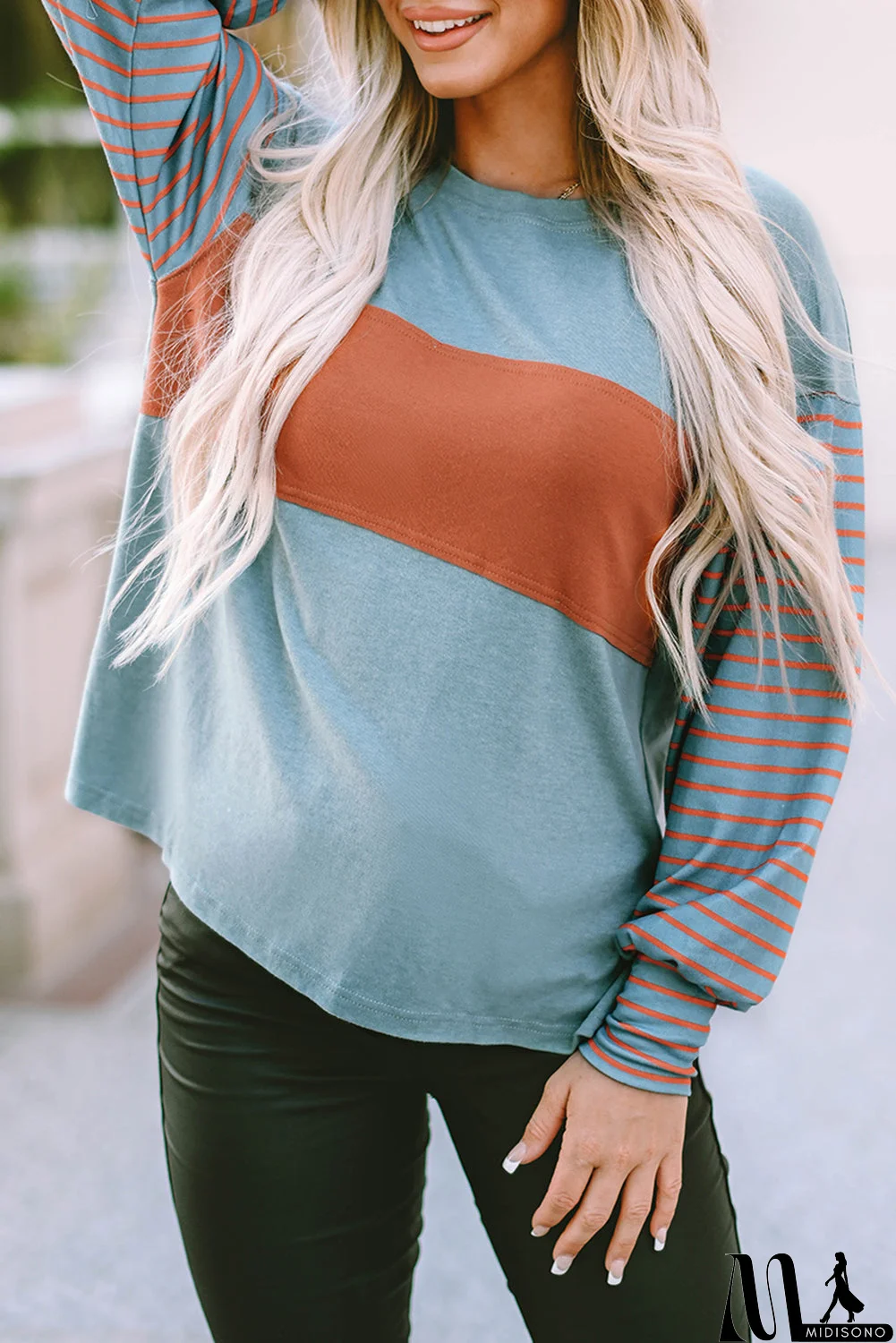 MidiSono - Modern and Fashionable Shirt