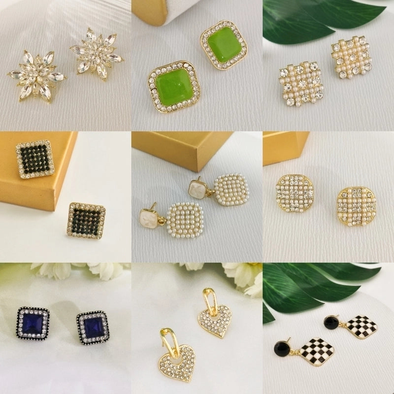 1 Pair Elegant Streetwear Commute Square Inlay Alloy Artificial Pearls Rhinestones Gold Plated Ear Studs