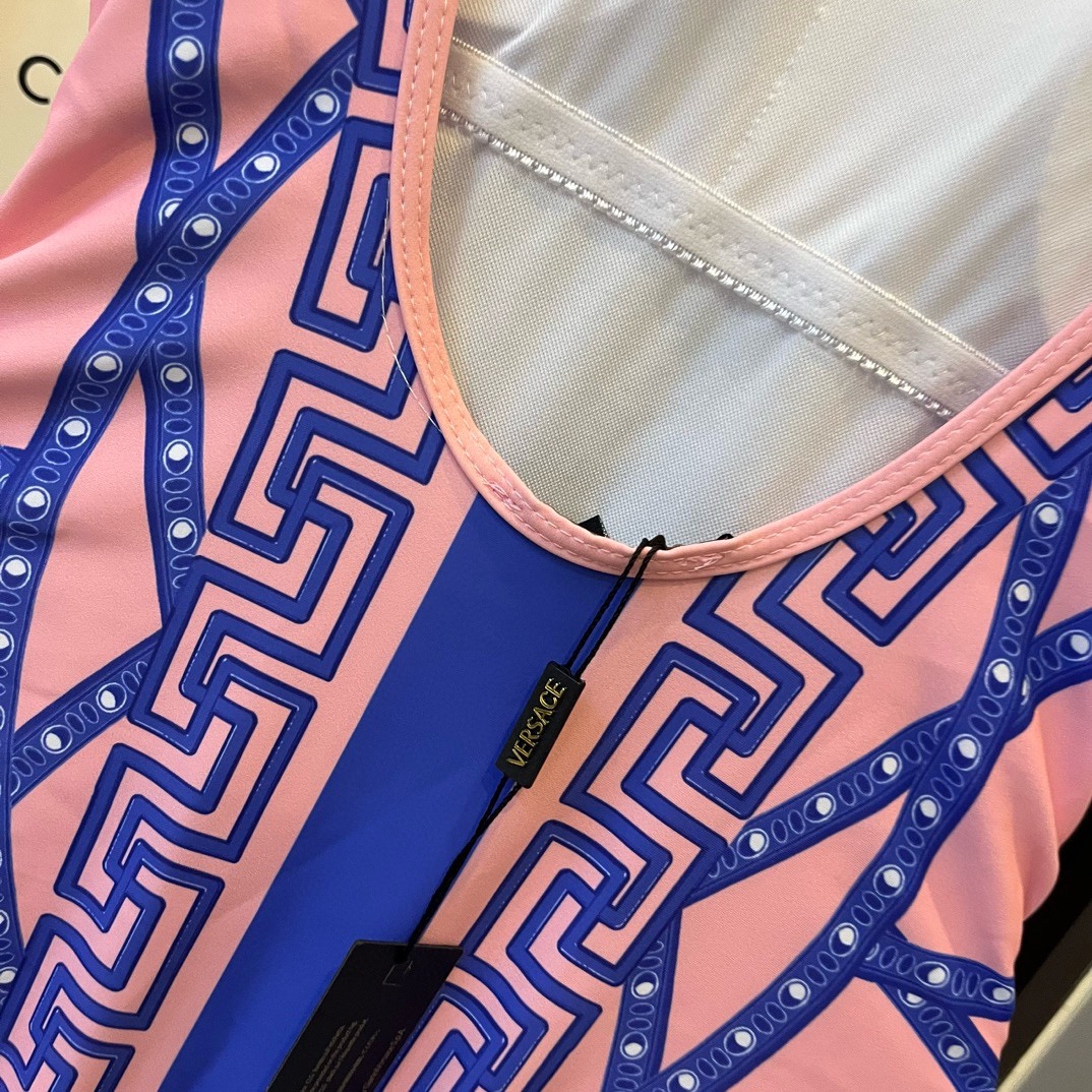 E9b981f11e8cf82d91c66699583f4917