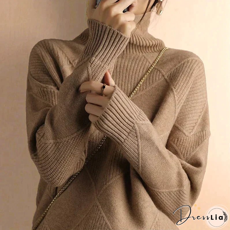 Fashionable and Minimalist winter Pullover