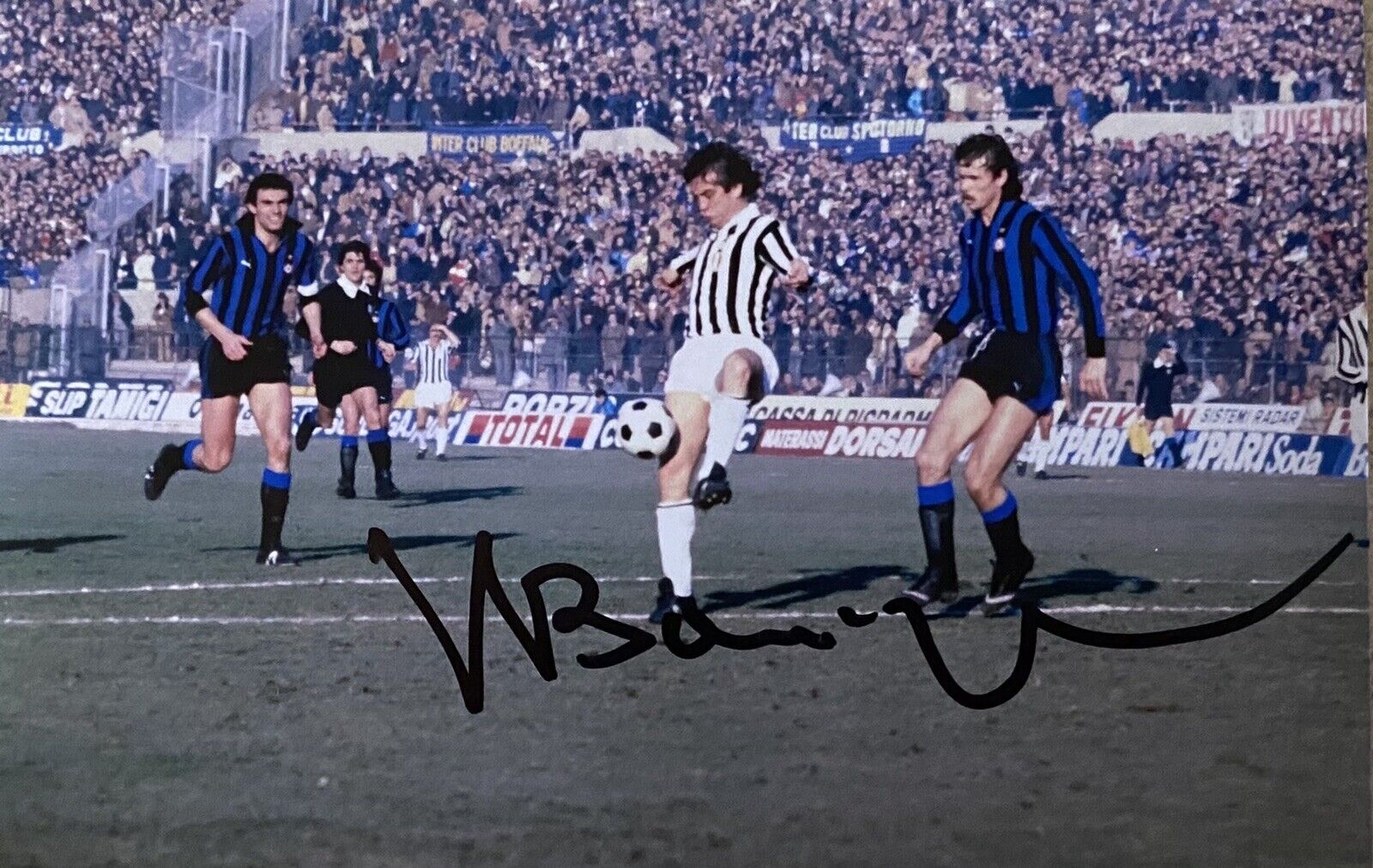 Roberto Boninsegna Genuine Hand Signed Juventus 6X4 Photo Poster painting, See Proof, 2