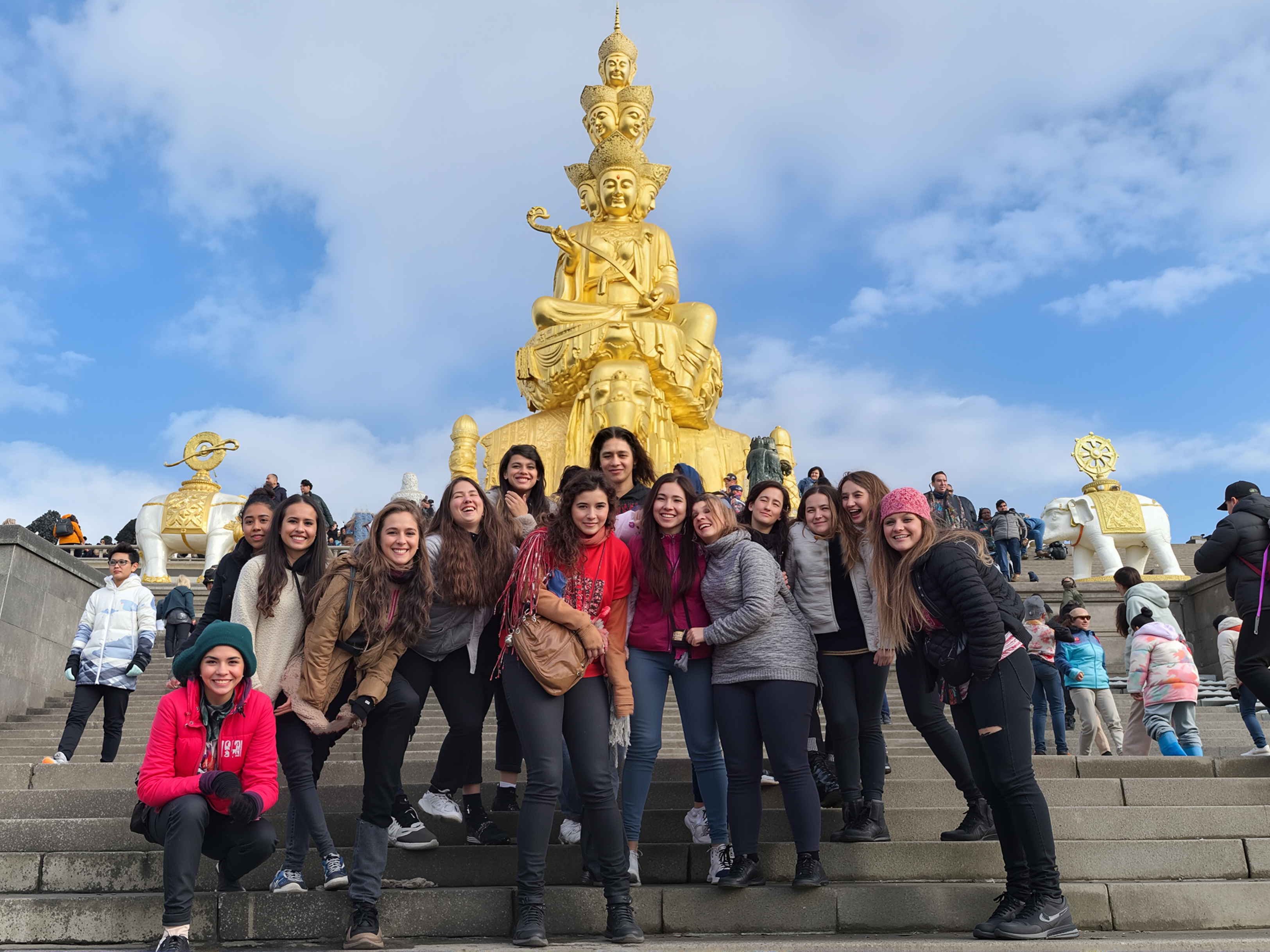 2-Day Leshan Giant Buddha, Mount Emei Tour, Cultural & Nature Tour