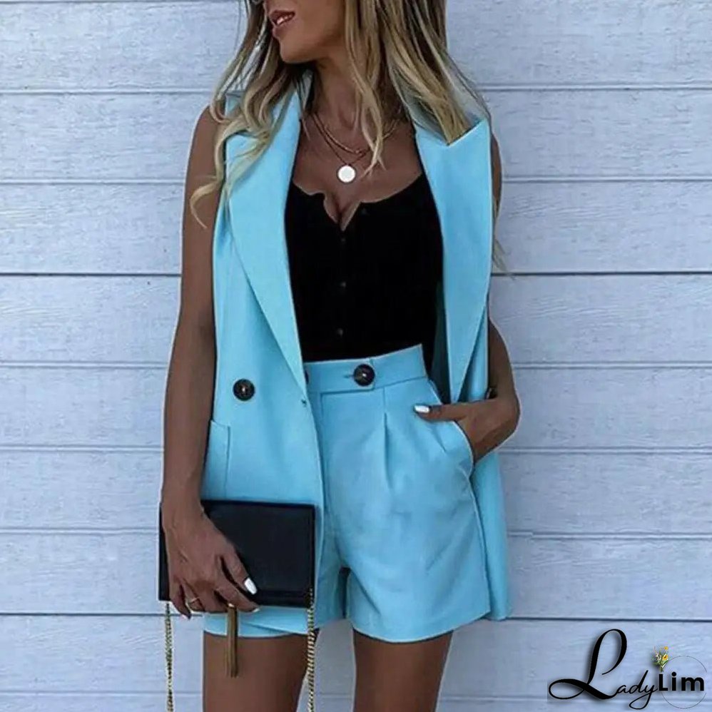 Effortless and Chic winter Shorts