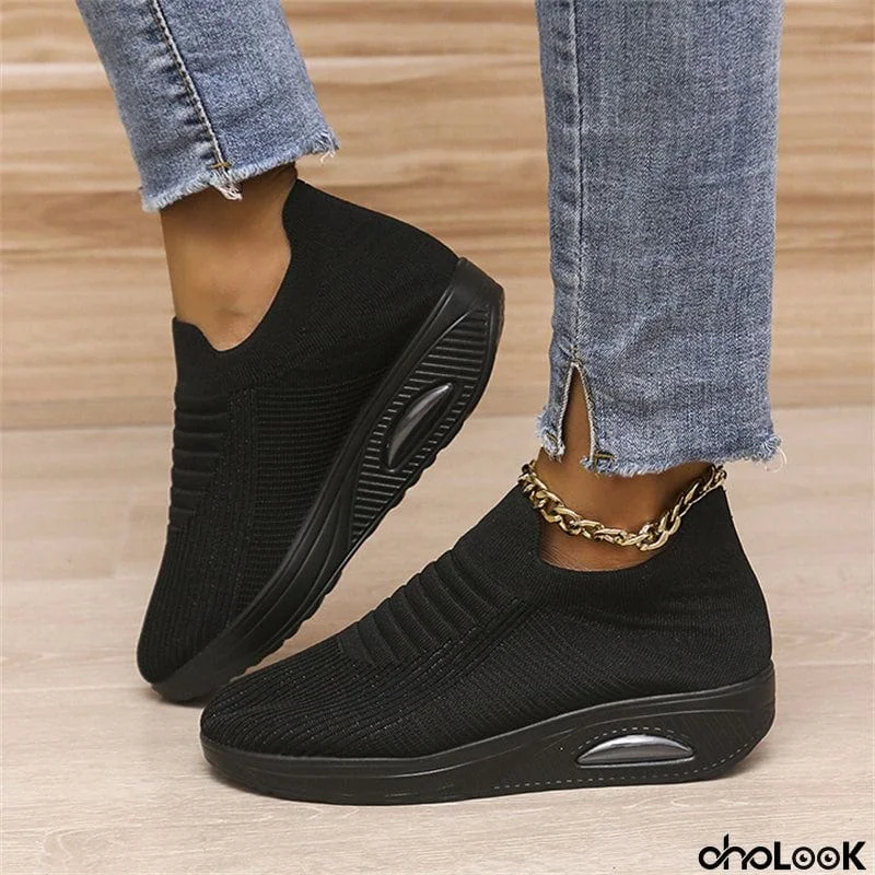 Breathable Contrast Color Slip On Female Running Shoes