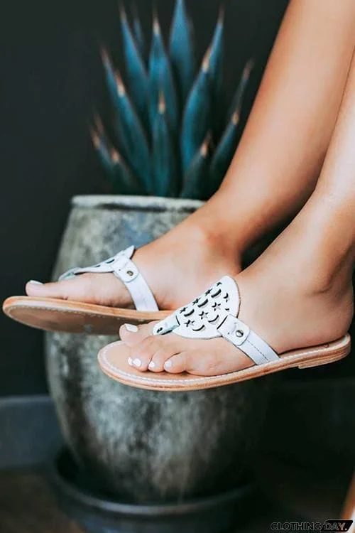 Moon Star Openwork Toe Flat Slippers