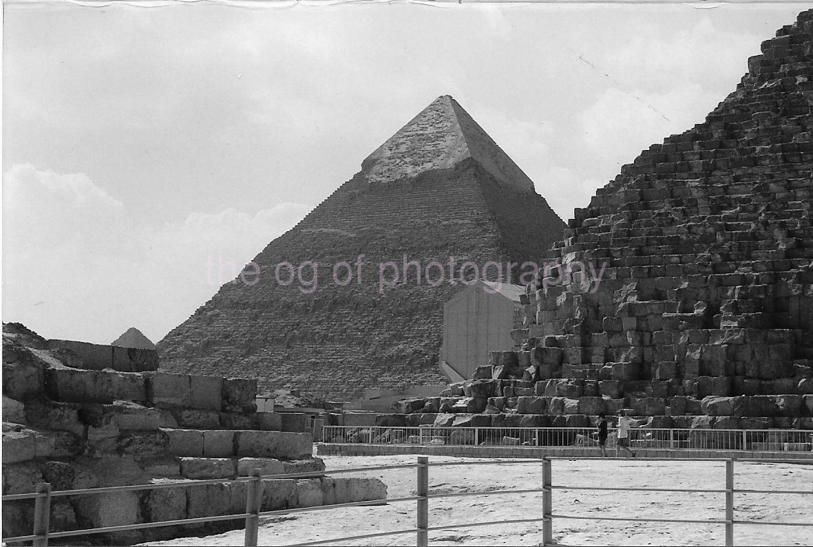 PYRAMID Egypt FOUND Photo Poster painting ColorOriginal Snapshot VINTAGE 04 12 P