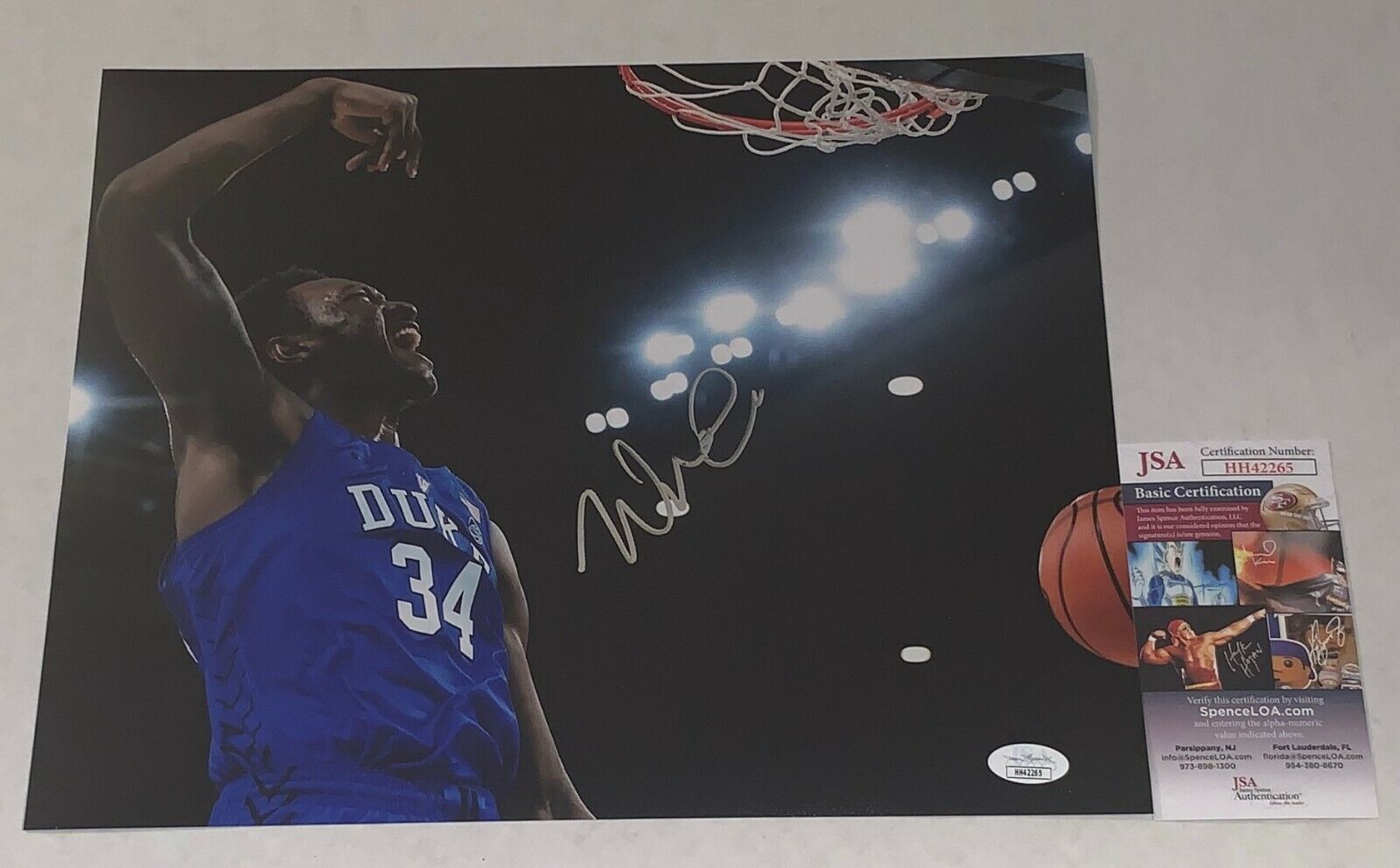 Wendell Carter Jr. Magic signed Duke Blue Devils 11x14 Photo Poster painting autographed JSA