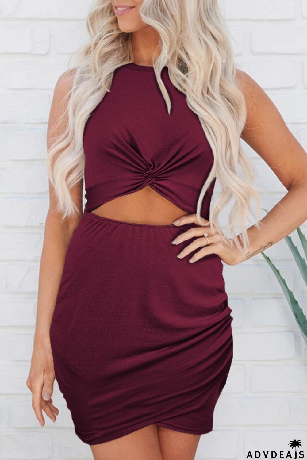 Burgundy Crew Neck Sleeveless Twist Hollow-out Bodycon Mini Dress