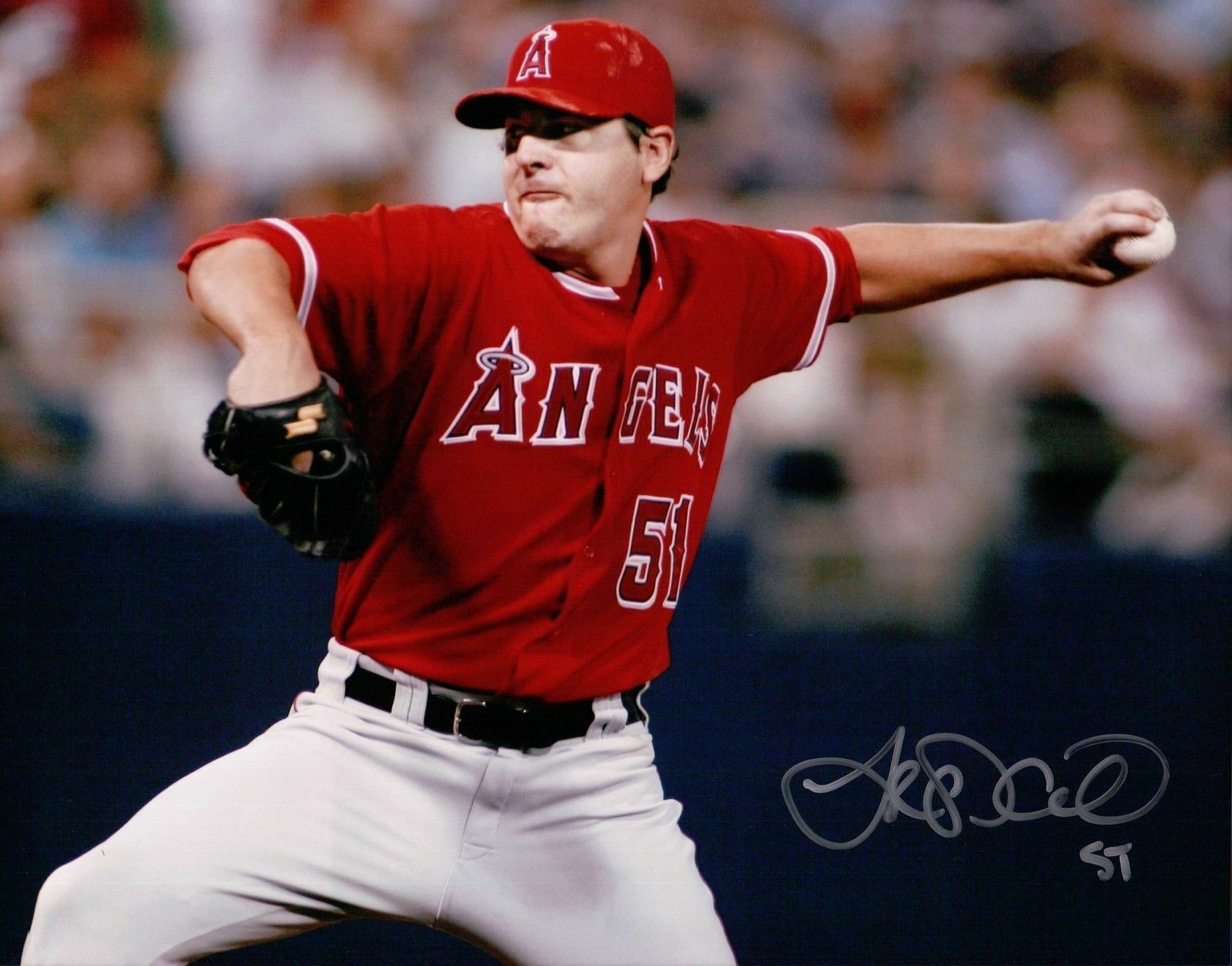 Joe Saunders Signed 8X10 Photo Poster painting Autograph Anaheim Angels Close-Up Silver Auto COA